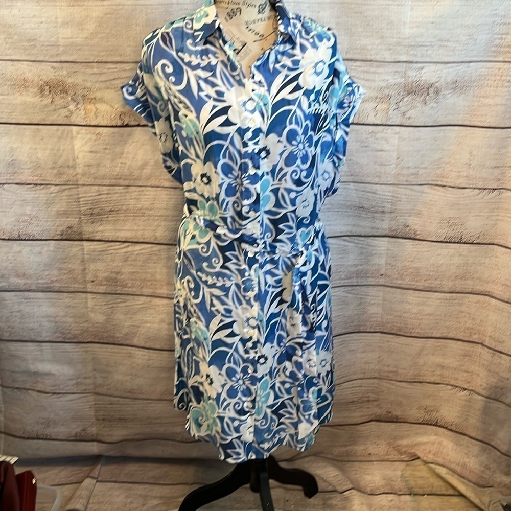 J. McLaughlin Blue and White Floral Shirt Dress